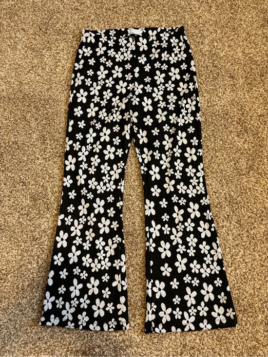 Urban Outfitters Pants - Urban Outfitters || Black and White Floral Retro Style Knit Flare Pants Size XL
